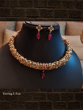 Load image into Gallery viewer, Antique gold finish intricate design hasli with ruby drop - Odara Jewellery