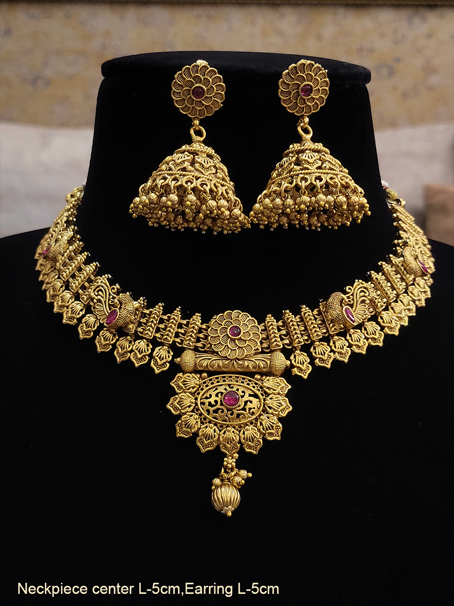 Peacock and flower on broad chain set with half flower center