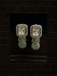 Uncut polki center piece with coloured stones in four strings set - Odara Jewellery