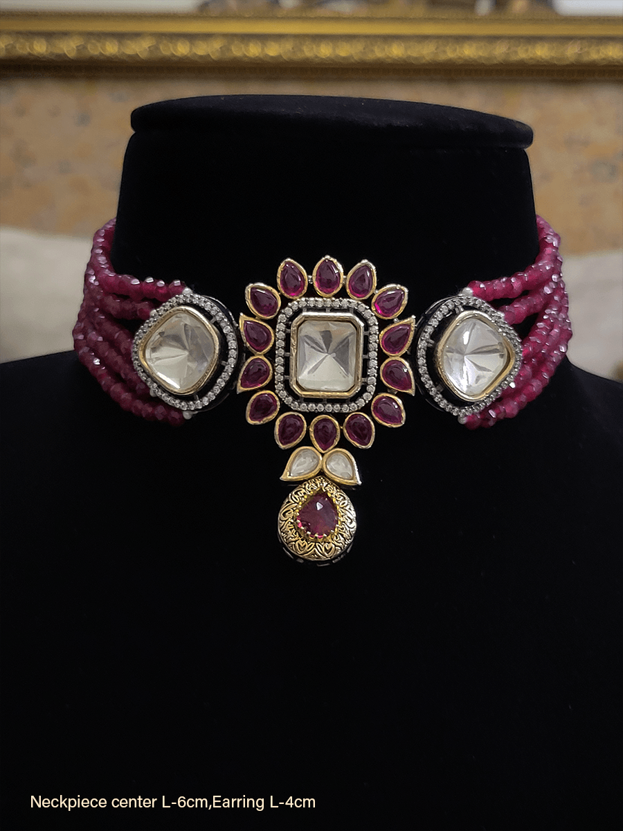 Uncut polki center piece with coloured stones in four strings set - Odara Jewellery