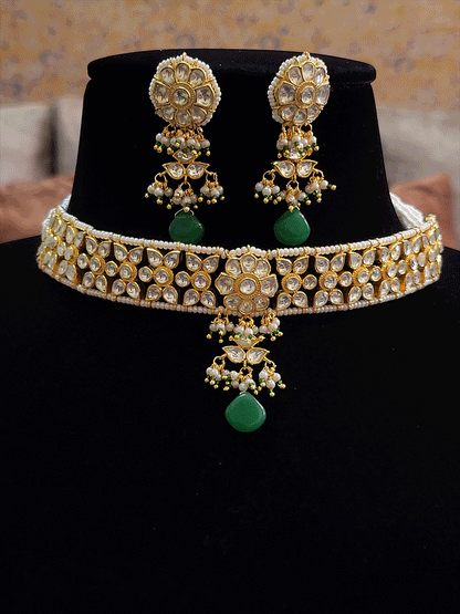 Flower design paachi kundan chik set with coloured drops