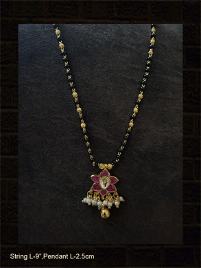 Ruby flower with white center pacchi kundan mangalsutra - Odara Jewellery