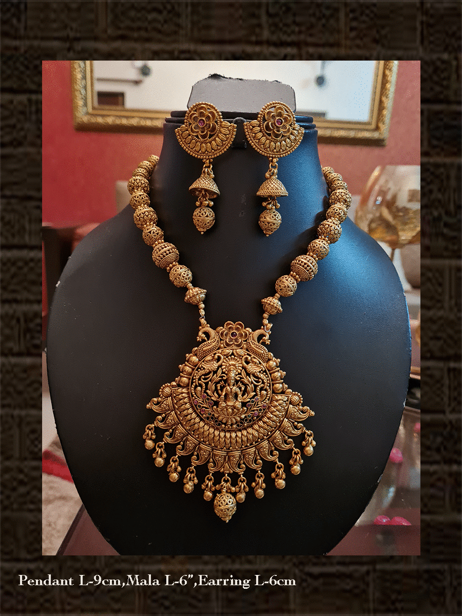 Bold laxmiji and paisley design pendant in matar mala - Odara Jewellery