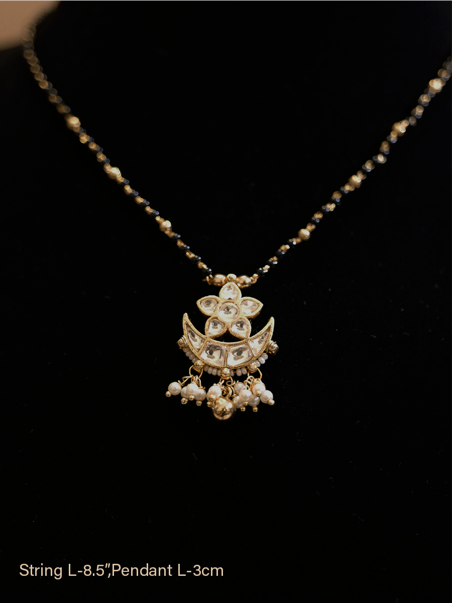 Flower and half moon design paachi kundan mangalsutra - Odara Jewellery