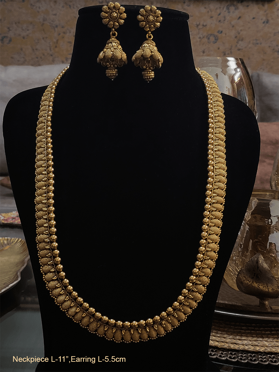 Dotted leaf design long set with gold bead lace - Odara Jewellery