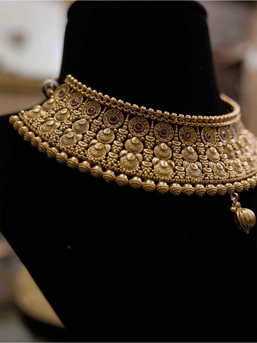 Self design choker set with ruby stones in circular tukdies and dotted gold bead lace on one edge - Odara Jewellery