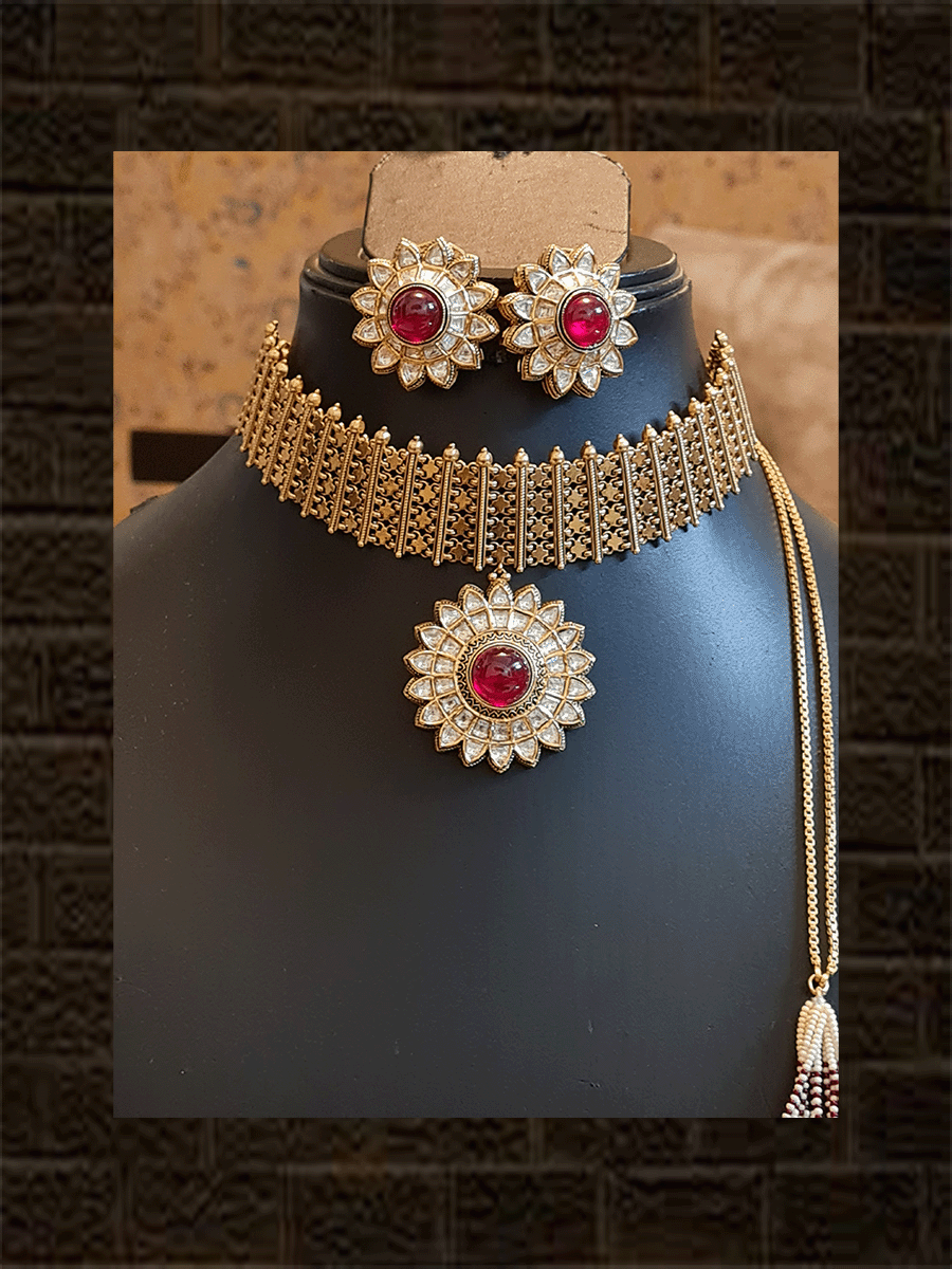 Broad chain choker with ruby and kundan stone flower center pendant - Odara Jewellery