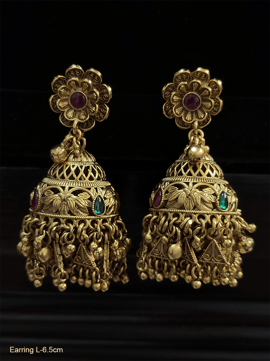 Traditional Rajputi broad set with green stone and mesh design with triangular hangings - Odara Jewellery