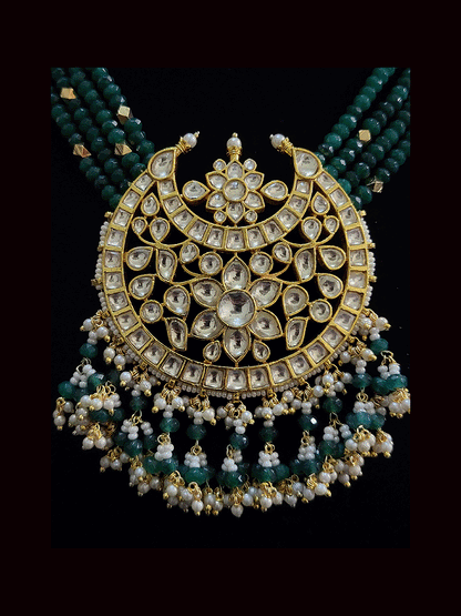 Bold paachi kundan pendant in four beaded strings neckpiece