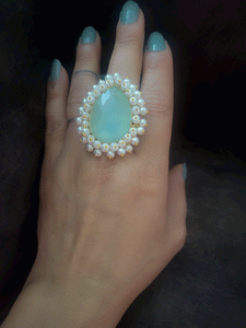 Natural stone adjustable rings with pearly cluster lace