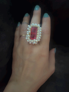 Natural stone adjustable rings with pearly cluster lace