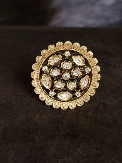 Round leaf design edge adjustable kundan ring