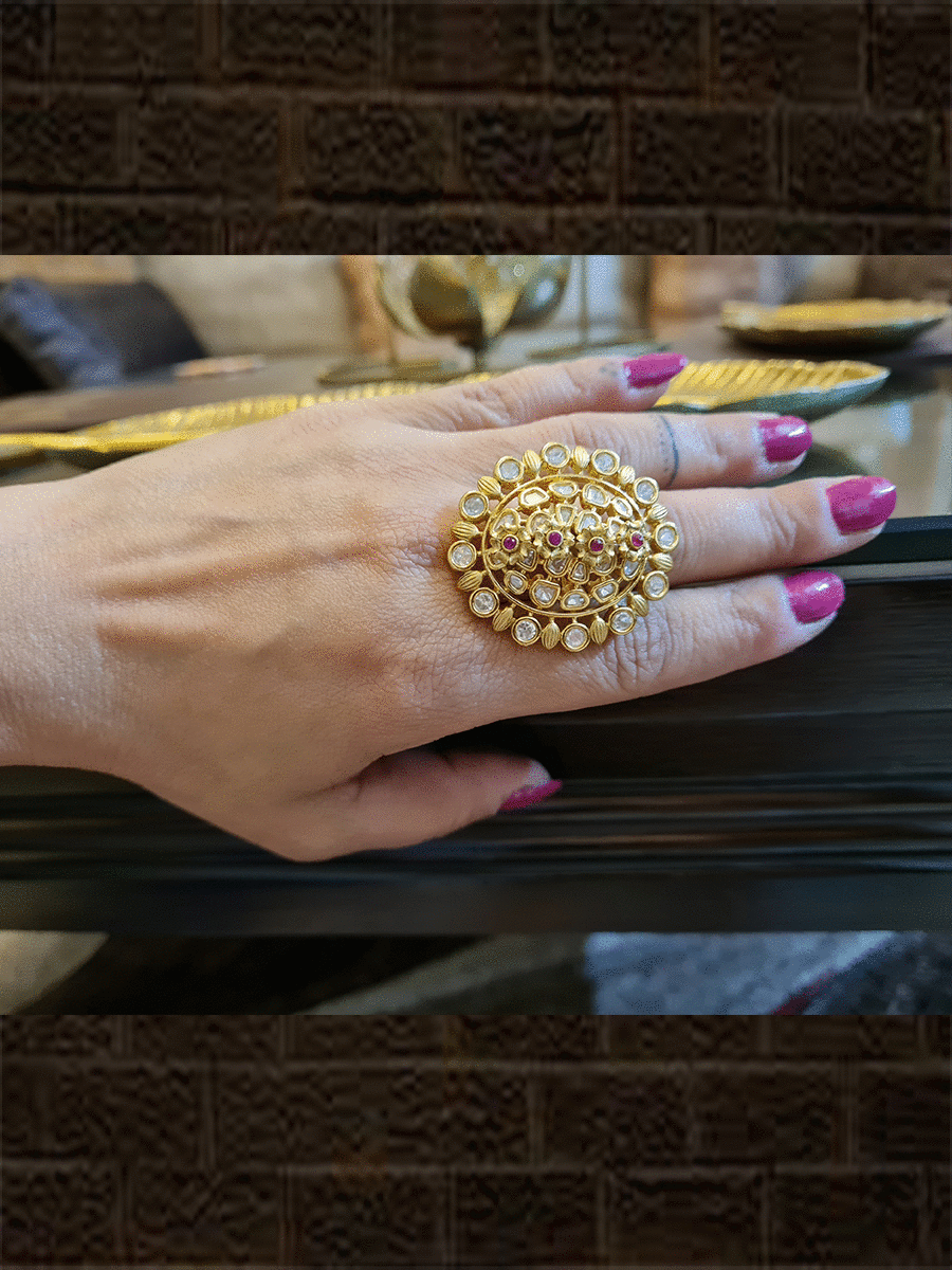 Golden flower with ruby stone center design openable kundan ring - Odara Jewellery