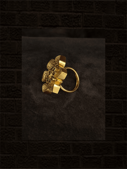 Cutout leaf flower design stone studded adjustable ring - Odara Jewellery