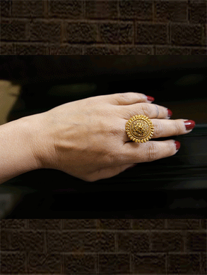 Gold finish flower design adjustable ring with leaf lace edge - Odara Jewellery