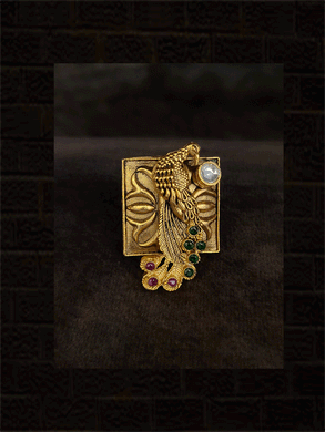 Square peacock design adjustable ring with kundan