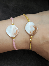 Load image into Gallery viewer, Shell bead bhai bhabhi rakhi set - Odara Jewellery