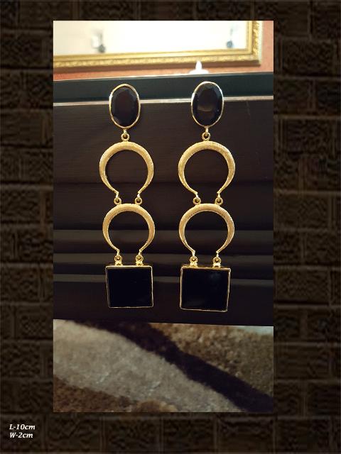Modern black stone long earring