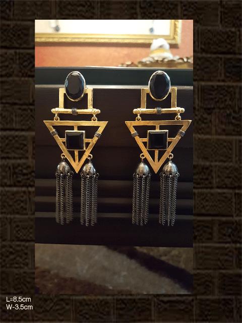 Black stone earring with two jhoomkies in black and gold polish