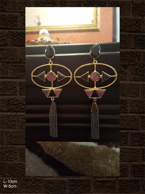 Pink earring with gold and black polish