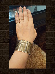 Elegant broad openable oxidised golden handcuff