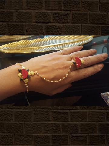 Red and black stone elegant bracelet