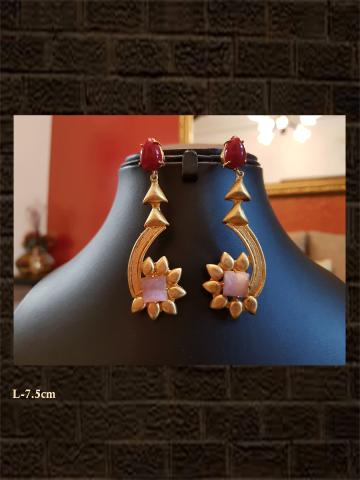Red and pink stone leaf design earring