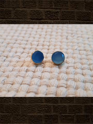 Blue chaledony flat cut pure silver studs(length-0.8cm)