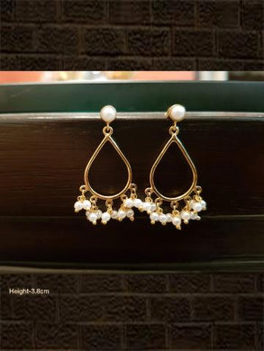 Elegant pearl drop sterling silver earring