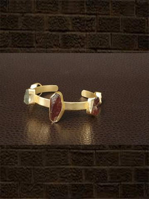 Smoky mehroon 5 natural stone adjustable handcuff